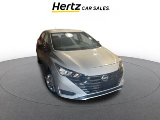 Used 2024 Nissan Versa S image 1