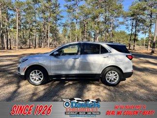 Used 2022 Chevrolet Equinox LT image 1