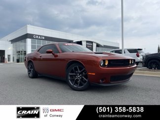 Used 2020 Dodge Challenger SXT w/ Blacktop Package image 1