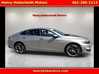 Used 2022 Chevrolet Malibu LT image 1