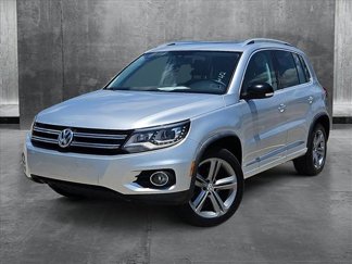 Used 2017 Volkswagen Tiguan Sport image 1