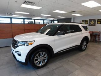 Certified 2023 Ford Explorer XLT w/ Equipment Group 202A image 1