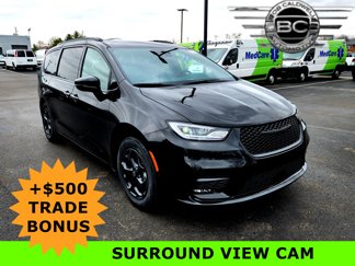 New 2025 Chrysler Pacifica Premium image 1