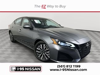 Certified 2023 Nissan Altima 2.5 SV image 1