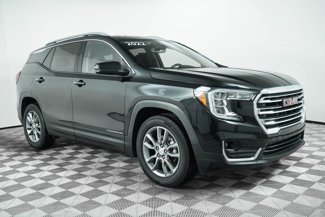 Used 2022 GMC Terrain SLT image 1