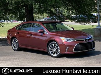 Used 2018 Toyota Avalon Limited image 1