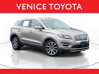 Used 2019 Lincoln MKC Reserve w/ MKC Technology Package image 1