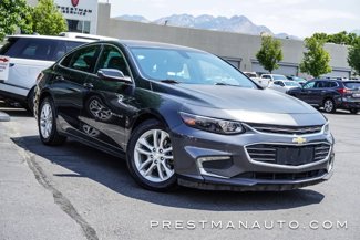 Used 2017 Chevrolet Malibu LT image 1