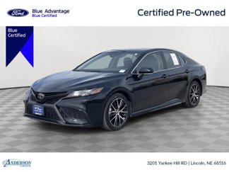 Used 2022 Toyota Camry SE image 1