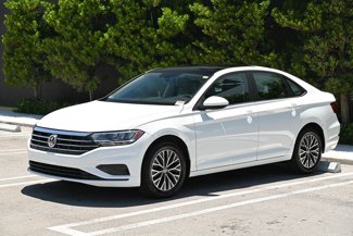 Used 2019 Volkswagen Jetta SE image 1