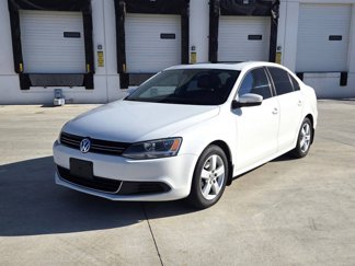 Used 2014 Volkswagen Jetta SE image 1