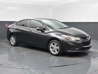 Used 2017 Chevrolet Cruze LT image 1