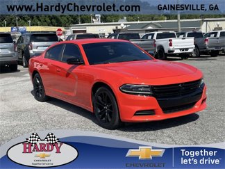 Used 2018 Dodge Charger SXT w/ Blacktop Package image 1