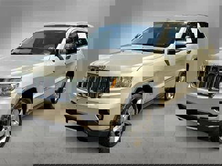 Used 2011 Jeep Grand Cherokee Limited w/ Luxury Group II image 1