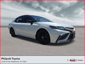 Used 2022 Toyota Camry XSE image 1