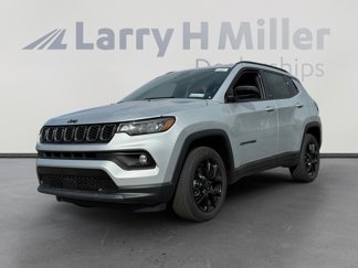 New 2025 Jeep Compass Latitude image 1