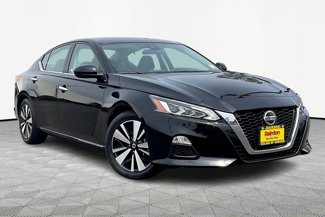 Used 2022 Nissan Altima 2.5 SV image 1