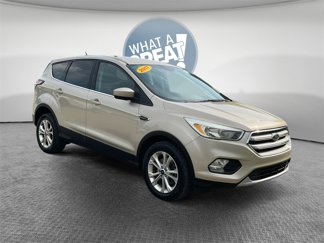 Used 2017 Ford Escape SE image 1