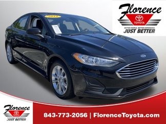 Used 2019 Ford Fusion SE image 1