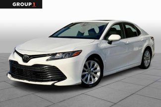 Used 2018 Toyota Camry LE image 1
