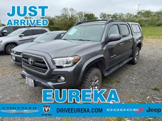 Used 2016 Toyota Tacoma SR5 image 1