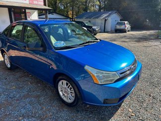Used 2011 Ford Focus SE w/ 201A Rapid Spec Order Code image 1