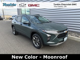 New 2025 Chevrolet Trax LT w/ Sunroof Package image 1