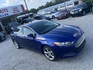 Used 2013 Ford Fusion SE image 1