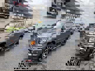 Used 2019 GMC Canyon Denali image 1