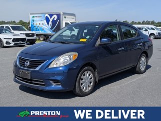 Used 2012 Nissan Versa SV image 1