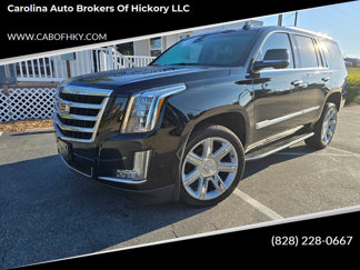 Used 2017 Cadillac Escalade Luxury image 1