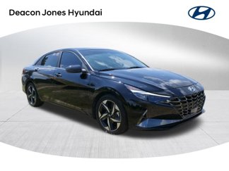 Used 2023 Hyundai Elantra Limited image 1