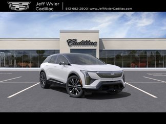 New 2025 Cadillac Optiq Luxury 2 image 1