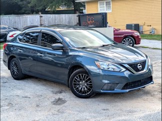 Used 2016 Nissan Sentra SV image 1