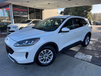 Used 2020 Ford Escape SE image 1