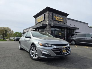 Used 2023 Chevrolet Malibu LT image 1