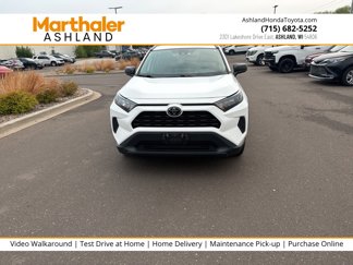 Used 2021 Toyota RAV4 LE image 1