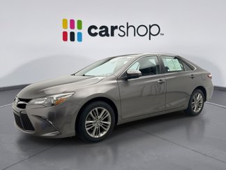 Used 2017 Toyota Camry SE image 1