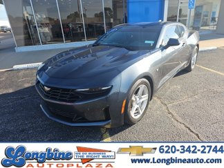 Used 2023 Chevrolet Camaro LT image 1