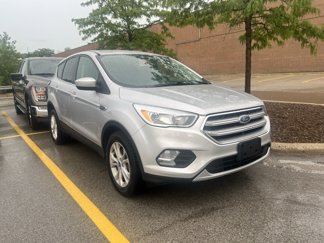 Used 2017 Ford Escape SE image 1