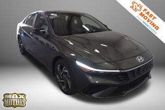 New 2025 Hyundai Elantra Sport image 1