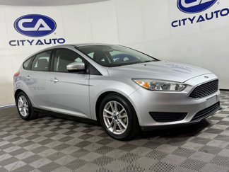 Used 2015 Ford Focus SE image 1