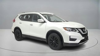 Used 2017 Nissan Rogue SV image 1