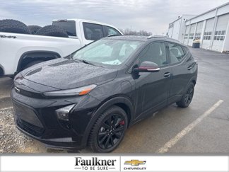 Used 2023 Chevrolet Bolt EUV LT w/ Convenience Package image 1