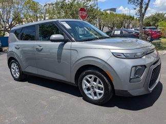 Used 2022 Kia Soul LX w/ Technology Package image 1