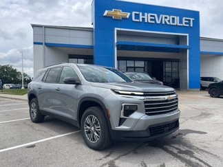 New 2025 Chevrolet Traverse LT image 1