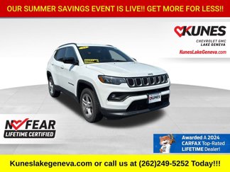 Used 2023 Jeep Compass Latitude image 1