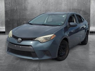 Used 2015 Toyota Corolla LE image 1