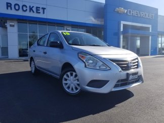 Used 2015 Nissan Versa S image 1