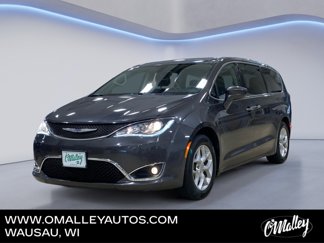 Used 2018 Chrysler Pacifica Touring Plus w/ Tire & Wheel Group image 1